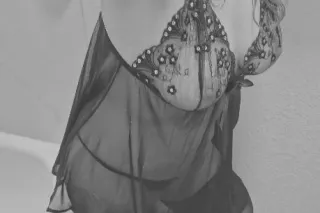 🌟🌠 COME SEE THE BRIGHTESS STAR... - Image 1