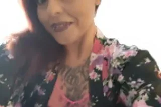 EVERYONE DESERVES MOUTH HUGS..... - Image 4