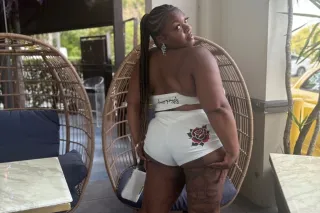 Thick juicy and pretty - Image 5