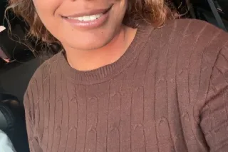 real eyes , lips & thighs 💦🫦 - Image 3