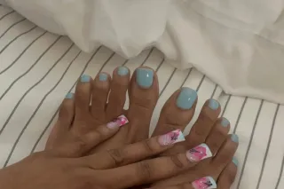 Pretty Talented Toes - Image 6