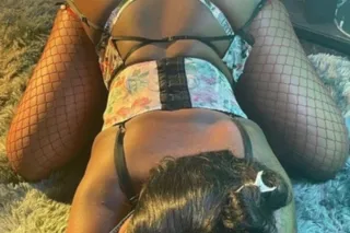 Fathers Day Special 80$. Volumptuous New Bajan Chocolate beauty with a super fat booty and young creamy tight coochi - Image 3