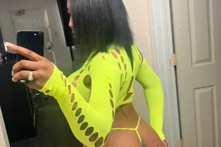 Can I squirt for you Daddy💦🫢 - Image 2