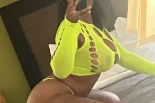 Can I squirt for you Daddy💦🫢 - Image 4
