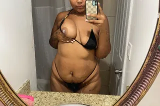 18, 5'10, lightskin & stacked with 38DD 😘curves you won't forget# READY AND AVAILABLE: - Image 3