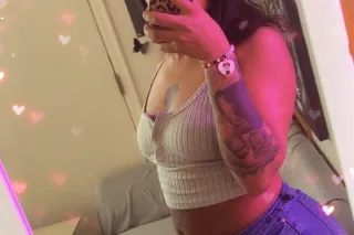 Sexxyyy Petite Redbone 💦🎀 🩷 - Image 5