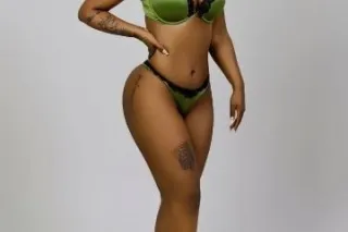 BLOW MY BACK OUT🫶🎁WARM WeT PUSSY🐱CHOKING YA DICK🎁TIGHT GRIP👍🏾 - Image 11