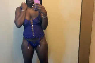come get thus phat wett pussy daddy 💦😋 - Image 4