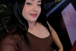 25F Looking for Fun, Genuine C... - Image 2