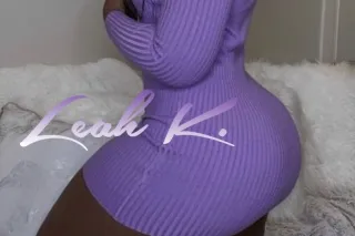 🔺🔻LAST DAY IN TOWN🔻🔺 🍑🍑BIG BOO... - Image 3