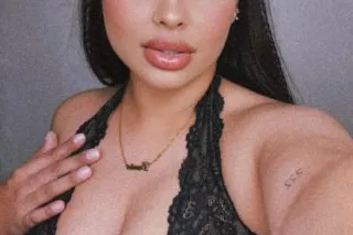 🫦𝓑𝓮𝓪𝓾𝓽𝓲𝓯𝓾𝓵 𝓘𝓽𝓪𝓵𝓲𝓪𝓷𝓪/𝓛𝓪𝓽𝓲𝓷𝓪 𝓑𝓸𝓶... - Image 2