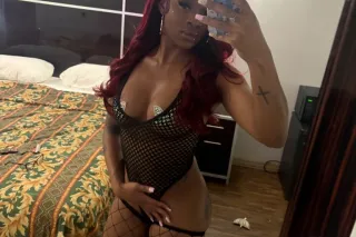 SLIM SEXDOLL 😜💦... CAR FUN OUT... - Image 4
