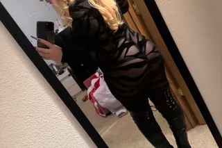 🚨100% REAL MATURE MILF 🚨 Boys Play With Toys 🧸 MEN Play with ME 💦 SUPER SOAKER 💦 - Image 5