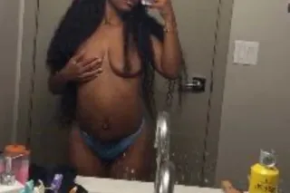CLASSY 🥂 NEAT FREAK Squirter Party GAL ❄ - Image 1