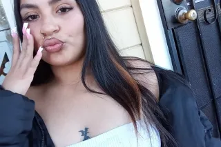 4'10 latina.💙 - Image 6