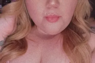 SEXY CURVY TATTED BBW - 28 - Image 3