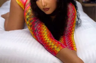 💫 Exotic Southeast Asian Beaut... - Image 3