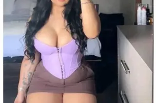 holaaa nueva aqui , ay que div... - Image 2