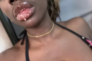 I LOVE TO WORSHIP SMALL COCKS ... - Image 4