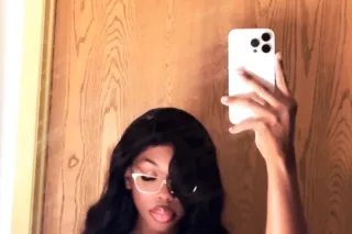 LOVE SUCKING DICK 👅 I AM A TRA... - Image 4