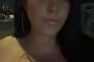 ! CALL ME ASAP 💕👑🥰BEAUTIFUL snow bunny ready for FUN 🐰💋❄ - Image 1