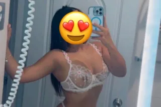 hi baby i am day 🤑🥰😍 - Image 1