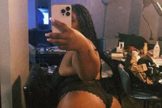 Available for 💓incall or outca... - Image 2
