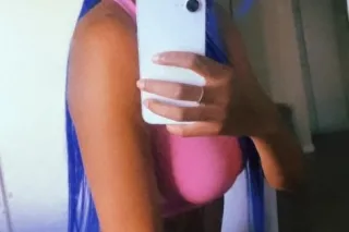 hey babes lets meet up - Image 3