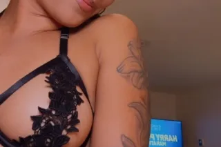 🦋💋 AVAILABLE FOR INCALLS, OUTC... - Image 2