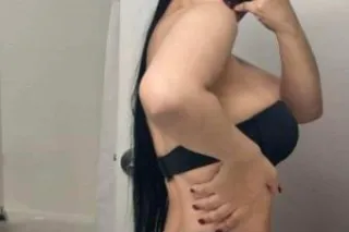nueva en latina 🍑 - 27 - Image 2