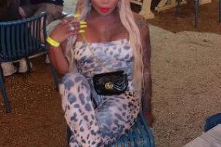 sexy exotic ebony trans - Image 9