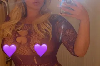 Big Booty Blonde Ready To Have... - Image 4