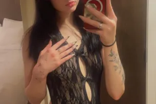 BEST SNOW BUNNY 🏆 SLIM BODY 💋 FREAK , NICE TIGHT PUSSY 🥰 - Image 7