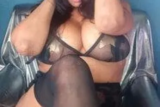 Clifton Park❤💋💄⚽ Cute🐰 Goddess... - Image 1