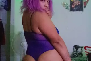 thick shit back🫦💦💦 - Image 2