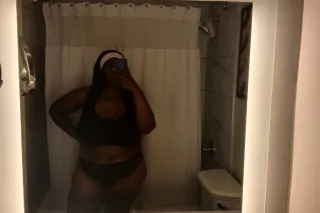 Welcome to my sex room where it goes down 💦🥹 - Image 8