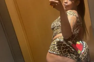 big🍑👅 booty - 27 - Image 2
