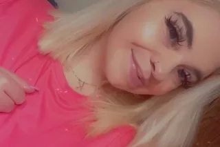 CUM PLAY IN THE SNOW💦🥰❄ - Image 4