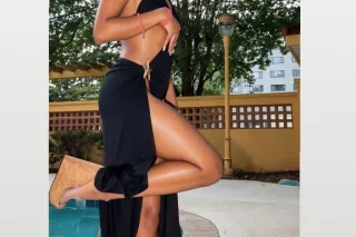 5'2" Cuban Baddie🇨🇺CUM RELEASE SOME PRESSUREEE💎💦🌊 WITH AN ALL NATURAL PETITE MIXED QUEEN🥰🥰 - Image 8