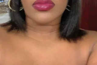 latina - Image 4