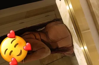✨TIA BBY😘FAT ASS SQUIRTER 🍑💦👅I... - Image 3