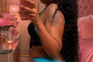 25$ facetime show SAMOAN GODDE... - Image 3