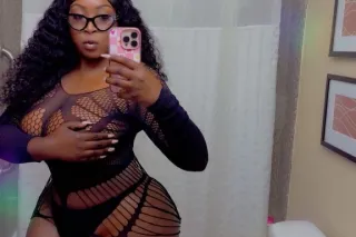 👅𝐁𝐞𝐧𝐝 𝐦𝐞 𝐨𝐯𝐞𝐫 & 𝐅𝐔𝐂𝐊 𝐦𝐲 𝐛𝐫𝐚𝐢𝐧𝐬... - Image 2