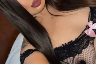 💞NEW IN TOWN💞 sassy 💞✨👸🏻 ✨ OUT... - Image 1