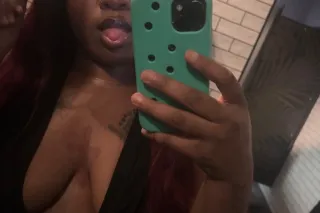 CUM SEE ME 💦🥰 ( DEPOSIT FOR INCALLS DONT WASTE MY TIME) - Image 1