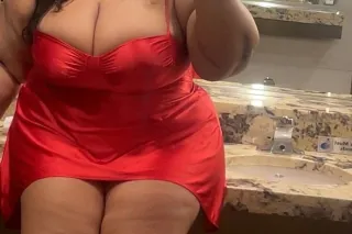 PLUS SIZE BBW THROAT GOAT 🌊😻😘 ... - Image 1