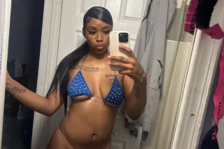 FUN W/ A BROWNSKIN MAMII🍫😘 JUICY PETITE SEX THERAPIST 😘😍🥰 - Image 4