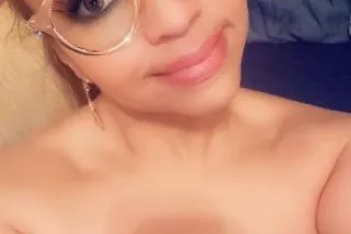 ✔ Hey Baby, I'm Available For ... - Image 3