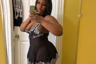 Your fav thick brownskin - 18 - Image 1