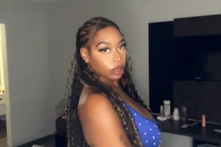 Young, beautiful ebony 6ft Stallion Slut - Cum have some fun !! - Image 1